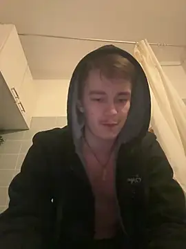 Toyjungee online show from January 14, 9:20 pm