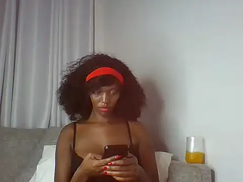 Snapshot of tashwaa chatting on July 23, 6:11 am tashwaa online show from July 23, 6:11 am