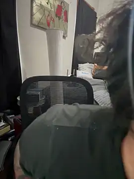 Snapshot of kimmiakiss22 chatting on September 14, 8:08 pm kimmiakiss22 online show from September 14, 8:08 pm