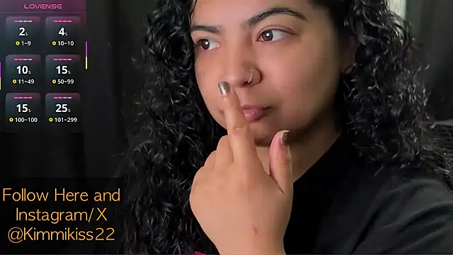 Snapshot of kimmiakiss22 chatting on October 29, 8:32 pm kimmiakiss22 online show from October 29, 8:32 pm