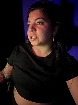 Snapshot of kimmiakiss22 chatting on November 14, 1:15 am kimmiakiss22 online show from November 14, 1:15 am