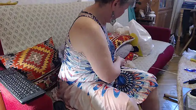 Snapshot of zarinafonliberman chatting on May 11, 2:45 pm zarinafonliberman online show from May 11, 2:45 pm