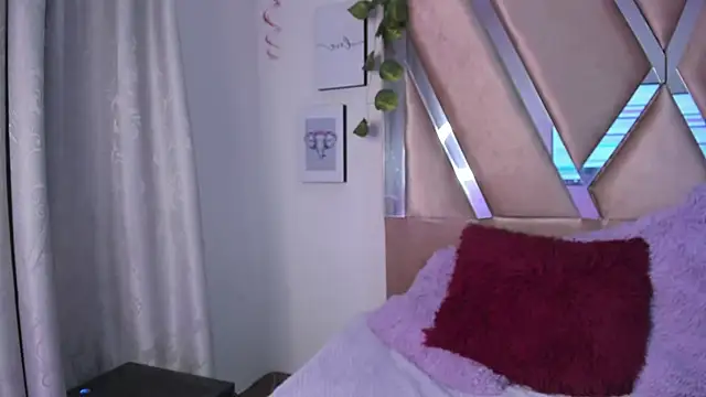 Snapshot of xhinata_hyugax chatting on January 21, 1:39 am xhinata hyugax online show from January 21, 1:39 am