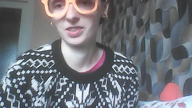 TayanaJons online show from October 29, 8:05 am