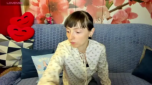 TayanaJons online show from May 4, 7:04 am