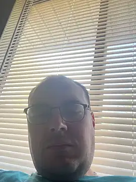 Snapshot of zman237 chatting on February 3, 6:39 pm zman237 online show from February 3, 6:39 pm