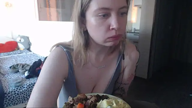 amanda kiss kiss online show from February 7, 2:15 pm