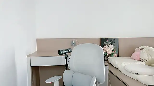 Judy520 online show from November 1, 1:29 am