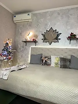 StripBianka online show from January 15, 7:02 am