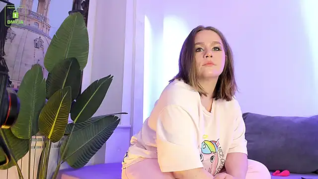 ErikaLust online show from December 3, 4:09 am