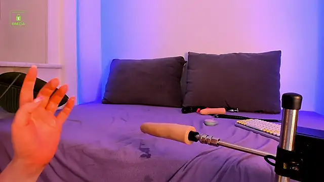 Snapshot of ErikaLust chatting on March 2, 7:15 am ErikaLust online show from March 2, 7:15 am