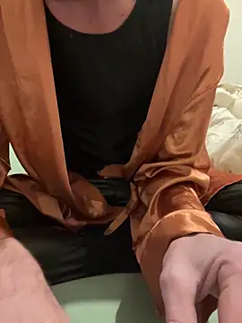 Snapshot of Mrbighardcock chatting on December 30, 7:59 am Mrbighardcock online show from December 30, 7:59 am