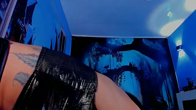 Snapshot of alessa_brown74 chatting on May 8, 8:03 pm alessa brown74 online show from May 8, 8:03 pm
