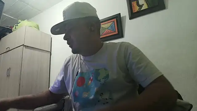 myke andrade online show from October 6, 4:10 am