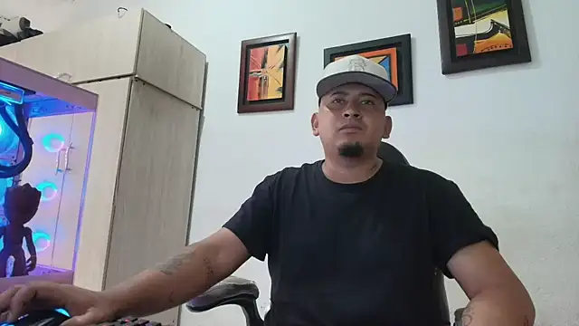 myke andrade online show from January 13, 5:18 pm