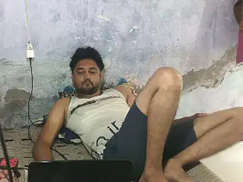 Rocobodymassager online show from June 2, 2:57 am