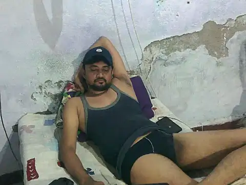 Rocobodymassager online show from July 28, 1:32 pm