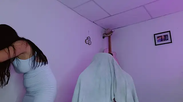 Dakota bumm online show from November 27, 4:42 pm