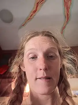 Snapshot of GoldenFlameGoddess chatting on March 14, 10:16 pm GoldenFlameGoddess online show from March 14, 10:16 pm