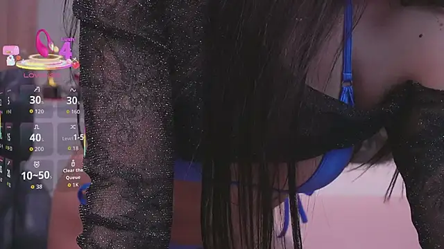 Snapshot of Molly_Jons chatting on January 12, 1:11 am Molly Jons online show from January 12, 1:11 am