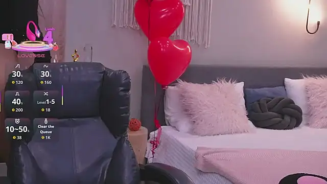 Snapshot of Molly_Jons chatting on February 21, 1:06 am Molly Jons online show from February 21, 1:06 am