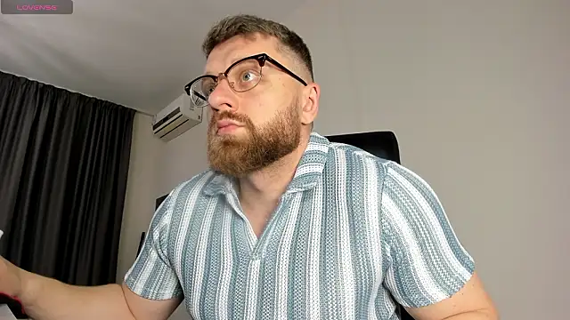 Findom guy online show from March 19, 11:14 am