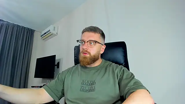Findom guy online show from April 27, 6:17 pm
