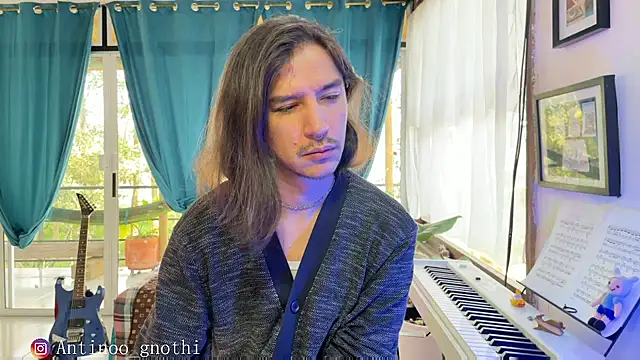 Snapshot of Antinoo_Gnothi chatting on December 12, 1:39 pm Antinoo Gnothi online show from December 12, 1:39 pm