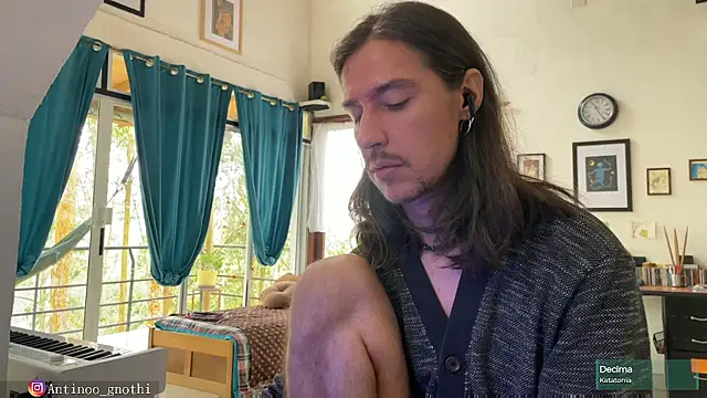 Snapshot of Antinoo_Gnothi chatting on December 19, 4:46 pm Antinoo Gnothi online show from December 19, 4:46 pm