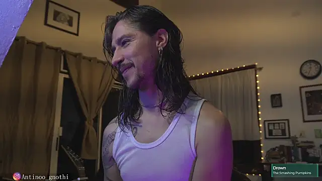 Snapshot of Antinoo_Gnothi chatting on January 9, 12:03 am Antinoo Gnothi online show from January 9, 12:03 am