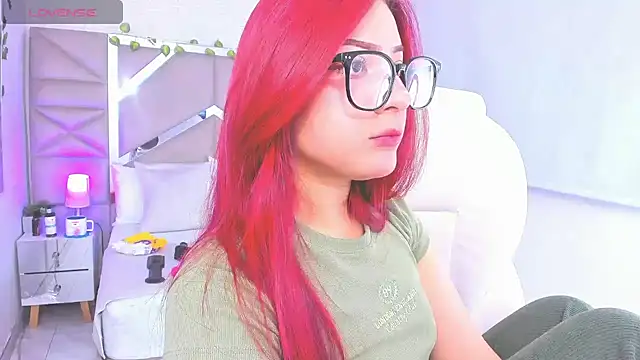 Zoe Lennoxx online show from January 6, 1:41 pm