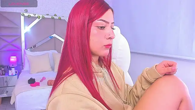 Zoe Lennoxx online show from January 14, 2:00 pm