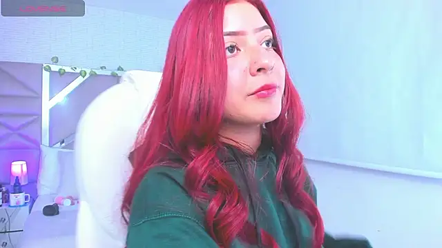 Zoe Lennoxx online show from February 1, 8:37 pm