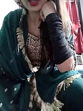 Snapshot of Noor_Darliing chatting on May 4, 3:30 pm Noor Darliing online show from May 4, 3:30 pm
