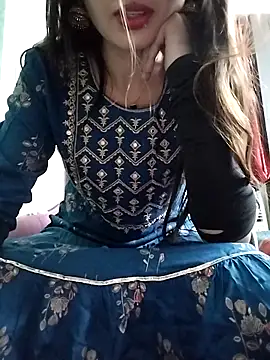 Snapshot of Noor_Darliing chatting on May 8, 3:39 pm Noor Darliing online show from May 8, 3:39 pm