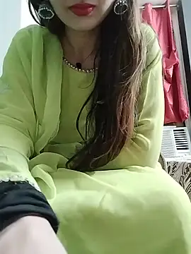 Snapshot of Noor_Darliing chatting on May 22, 3:50 pm Noor Darliing online show from May 22, 3:50 pm