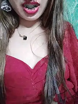Snapshot of Noor_Darliing chatting on May 31, 6:09 pm Noor Darliing online show from May 31, 6:09 pm