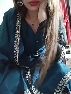 Snapshot of Noor_Darliing chatting on June 10, 3:44 pm Noor Darliing online show from June 10, 3:44 pm