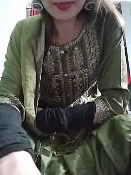 Snapshot of Noor_Darliing chatting on June 23, 3:10 pm Noor Darliing online show from June 23, 3:10 pm