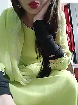 Snapshot of Noor_Darliing chatting on June 27, 2:34 pm Noor Darliing online show from June 27, 2:34 pm