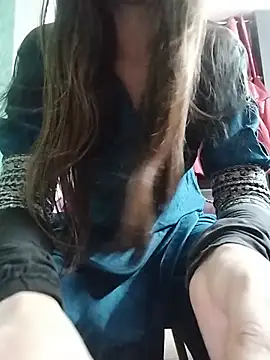 Snapshot of Noor_Darliing chatting on July 8, 3:38 pm Noor Darliing online show from July 8, 3:38 pm