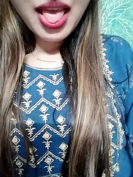 Snapshot of Noor_Darliing chatting on July 28, 6:20 pm Noor Darliing online show from July 28, 6:20 pm