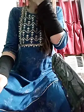 Snapshot of Noor_Darliing chatting on July 28, 8:52 pm Noor Darliing online show from July 28, 8:52 pm