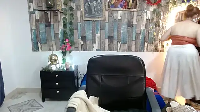 KarimaSarabe online show from January 9, 10:00 pm