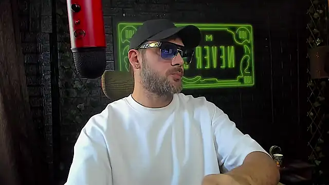 LexXHardy online show from September 18, 12:40 pm