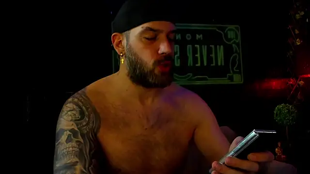 LexXHardy online show from March 13, 1:51 pm