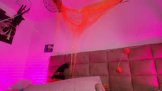  sex mia online show from October 30, 7:14 pm