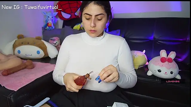 TuWaifuVirtual1 online show from January 11, 12:26 am