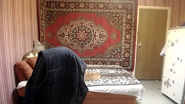 Kathlyn  Heath online show from October 24, 4:03 pm