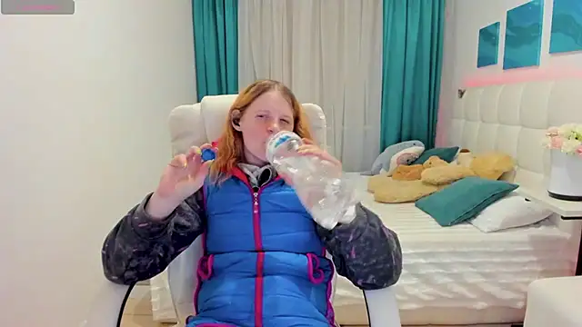 Kathlyn  Heath online show from October 26, 7:31 pm